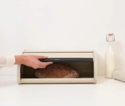Brabantia Broodtrommel - Met Schuifdeksel - Soft Beige -Mepal Promos Winkel 1200x1012 1