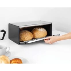 Brabantia Broodtrommel - Met Klepdeksel - Matt Steel Fingerprint Proof / Matt Black 12 Brabantia Broodtrommel - Met Klepdeksel - Matt Steel Fingerprint Proof / Matt Black -Mepal Promos Winkel 1200x1200 432