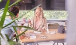 Homra Lunchbox STAQS Grey - Bento Box - 2 Laags Broodtrommel - 3 Compartimenten - Grijs - Lunch To Go - Duurzaam Kunststof - BPA Vrij - 3 Vaks Lunchtrommel Voor Volwassenen - Inclusief Bestek - Magnetron, Diepvries, Vaatwasser Bestendig - Vers Houden -Mepal Promos Winkel 1200x720 18