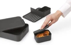 Brabantia Make & Take Bento Lunchbox Incl Bentobox - Large - Kunststof - Dark Grey -Mepal Promos Winkel 1200x762