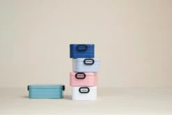 Mepal - Lunchbox Take A Break Midi – Geschikt Voor 4 Boterhammen – Nordic Pink – Lunchbox Voor Volwassenen -Mepal Promos Winkel 1200x800 3