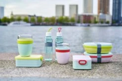 Mepal – Lunchbox Ellipse Duo – Lunchbox Voor Volwassenen En Saladebox To Go– Strawberry Vibe – Magnetronbestendig - Limited Edition 11 Mepal – Lunchbox Ellipse Duo – Lunchbox Voor Volwassenen En Saladebox To Go– Strawberry Vibe – Magnetronbestendig - Limited Edition -Mepal Promos Winkel 1200x800 9