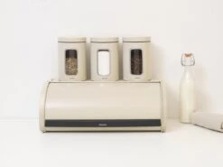 Brabantia Broodtrommel - Met Schuifdeksel - Soft Beige -Mepal Promos Winkel 1200x900 20