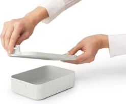 Brabantia Make & Take Lunchbox - Medium - Kunststof - Light Grey 19 Brabantia Make & Take Lunchbox - Medium - Kunststof - Light Grey -Mepal Promos Winkel 1200x998 1