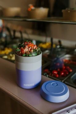 Kambukka Bora - Lunchbox - 600 Ml - Voedselcontainer Houdt 9 Uur Warm & 100 % Lekvrij - Digital Lavender -Mepal Promos Winkel 800x1200 1