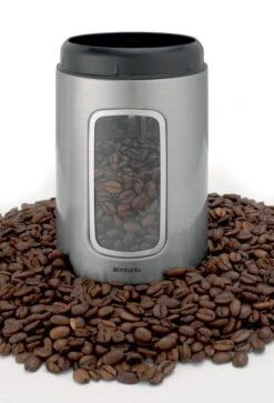 Brabantia Voorraadbus - 1,4 L - Matt Steel Fingerprint Proof / Matt Black Deksel - Met Venster -Mepal Promos Winkel 817x1200 2