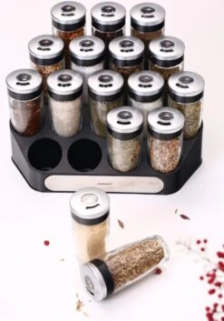 Merkloos Decopatent® Kruidenrek Incl. 16 Glazen Kruiden Potjes - Rvs Strooideksel - Staand Kruiden & Specerijen Rek - Kruidenpotjes Glas -Mepal Promos Winkel 840x1200 4